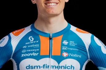 dsm-firmenich PostNL wedt met Oscar Onley en nieuwkomer Emils Liepins op twee paarden in Tour Down Under
