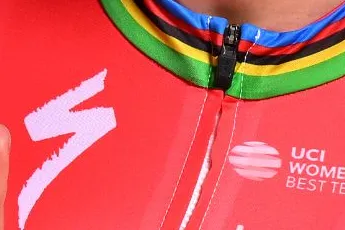 Nederlands kampioene Chantal van den Broek-Blaak stopt door tweede zwangerschap (onverwacht) per direct met wielrennen