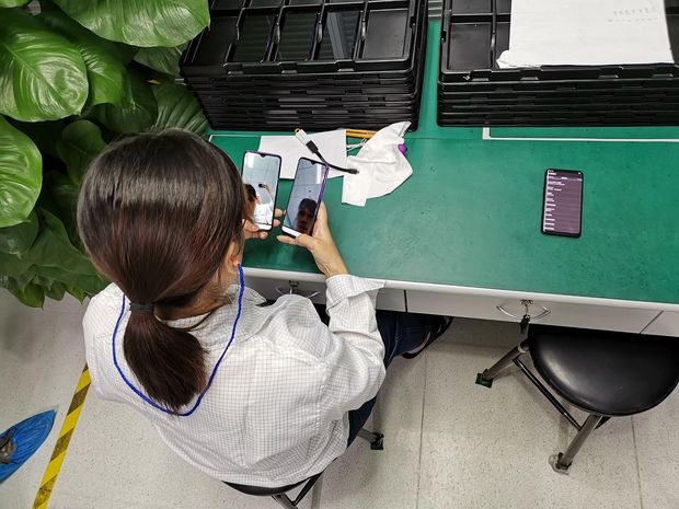 Interview Fairphone: "Het gaat ons niet om specificaties maar om waarden"