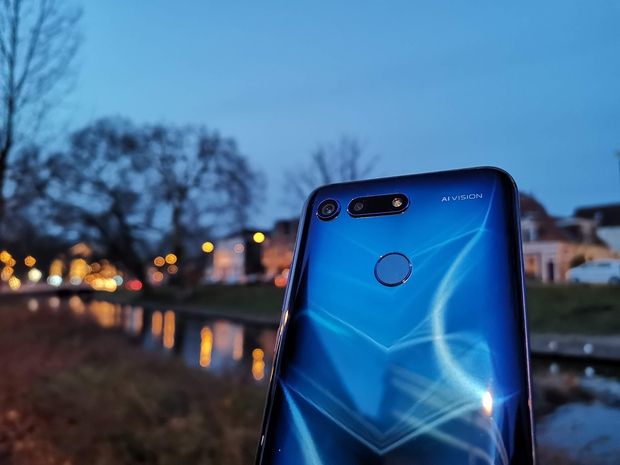 Honor-webshop opent met 300 euro korting op de Honor View 20