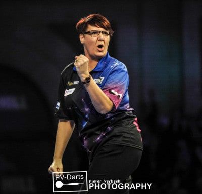Veenstra, Mitchell, Ashton and Greaves move into EDO England Masters finals