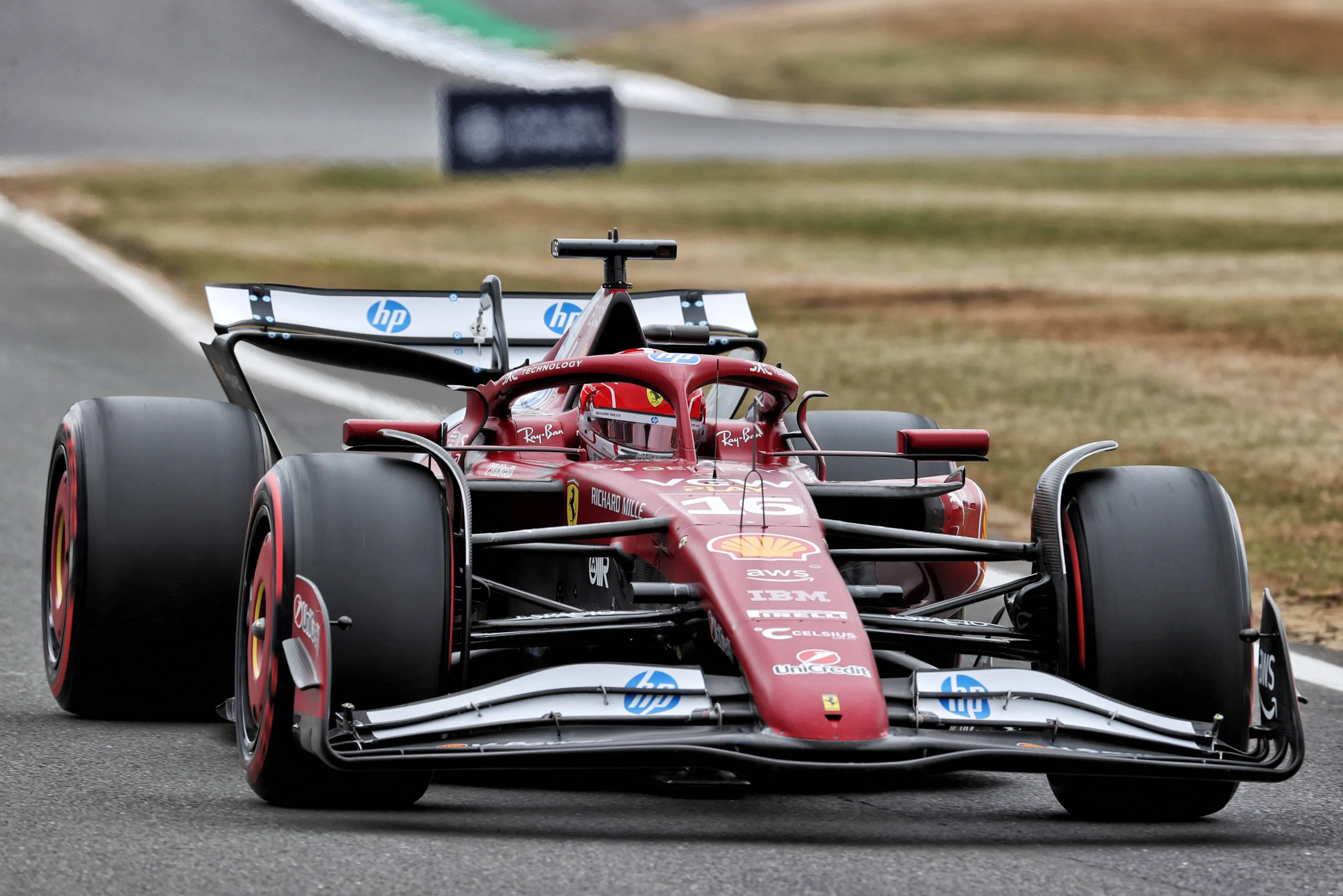 Leclerc est qualifié en sixième position après avoir dominé la FP3