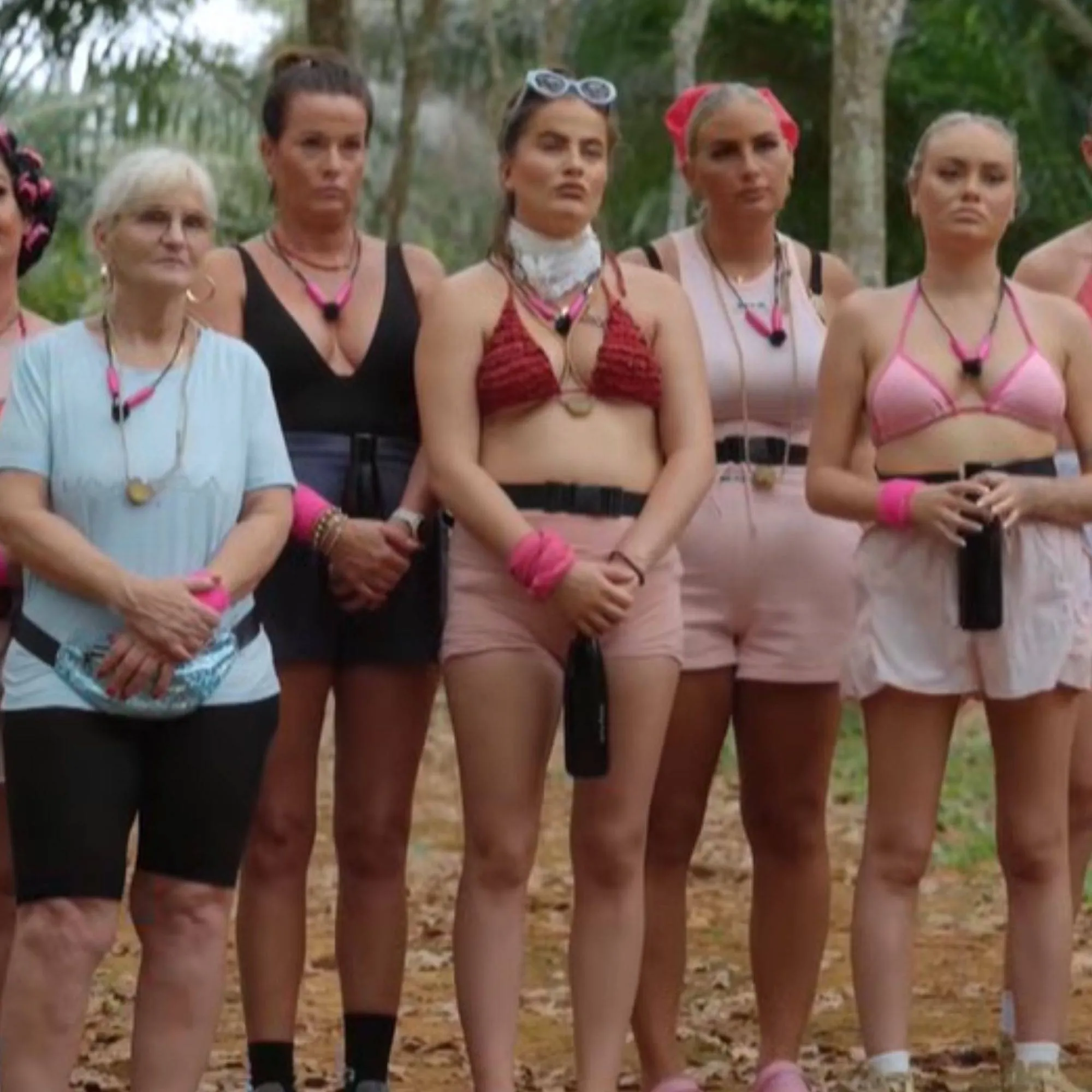 Echte meisjes in de jungle