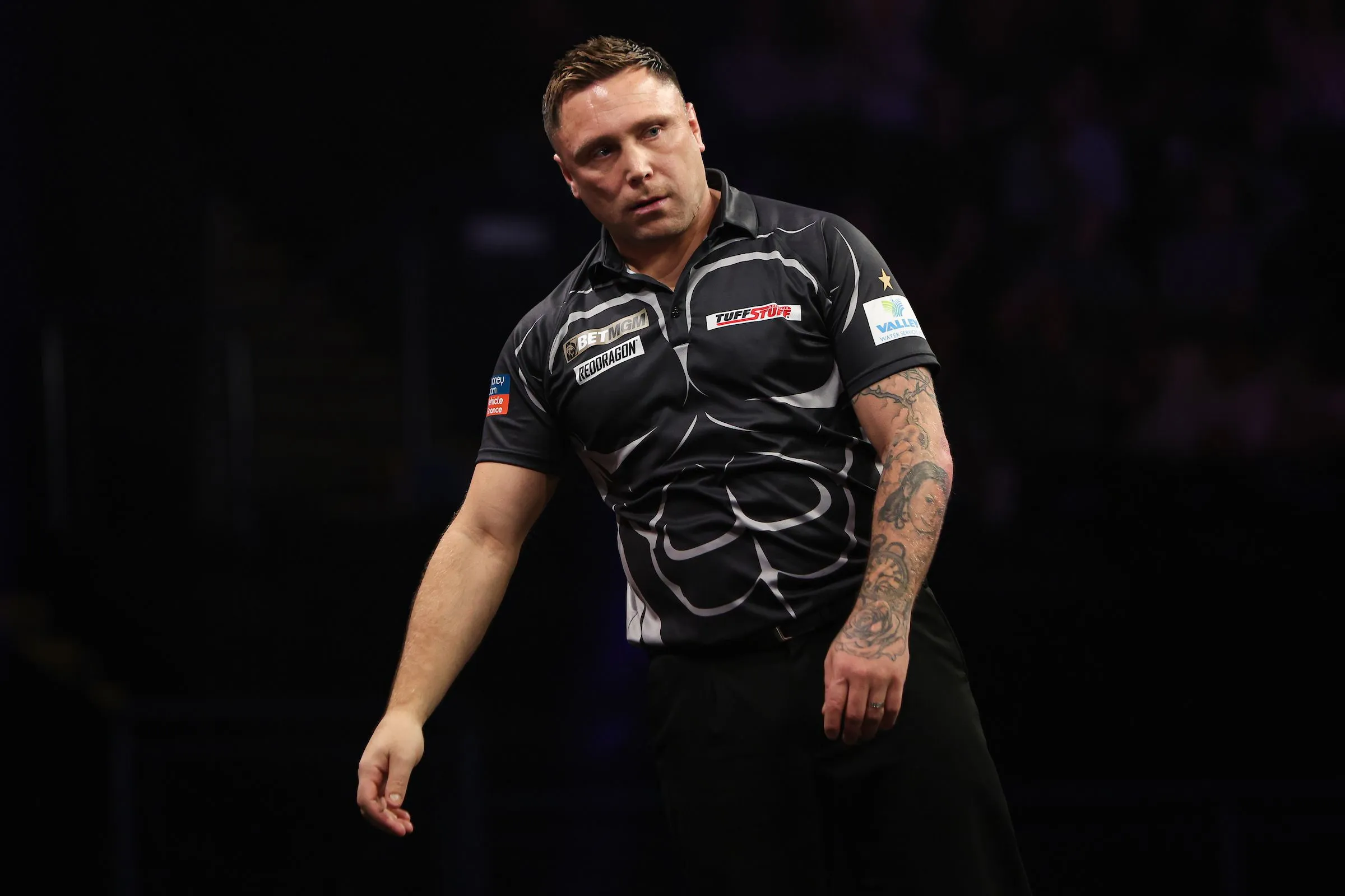 Luke Woodhouse stuns Gerwyn Price in last leg decider as Noppert and