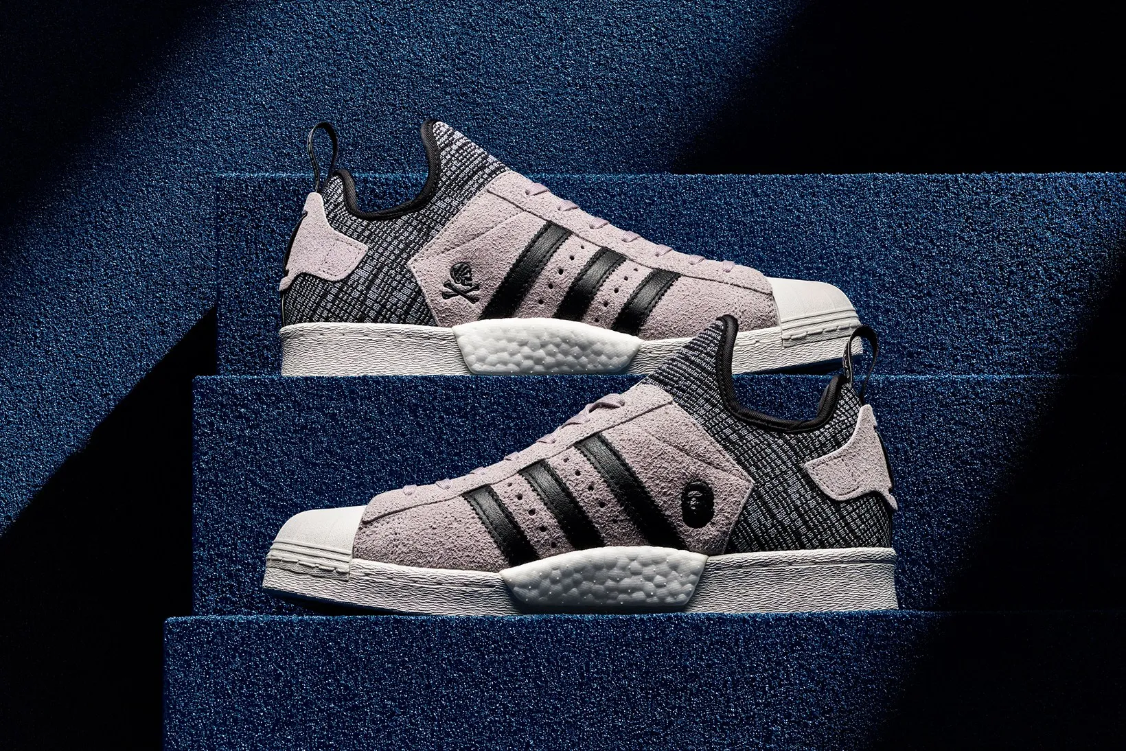 Check hier de eerste beelden van de BAPE x NEIGHBORHOOD x adidas