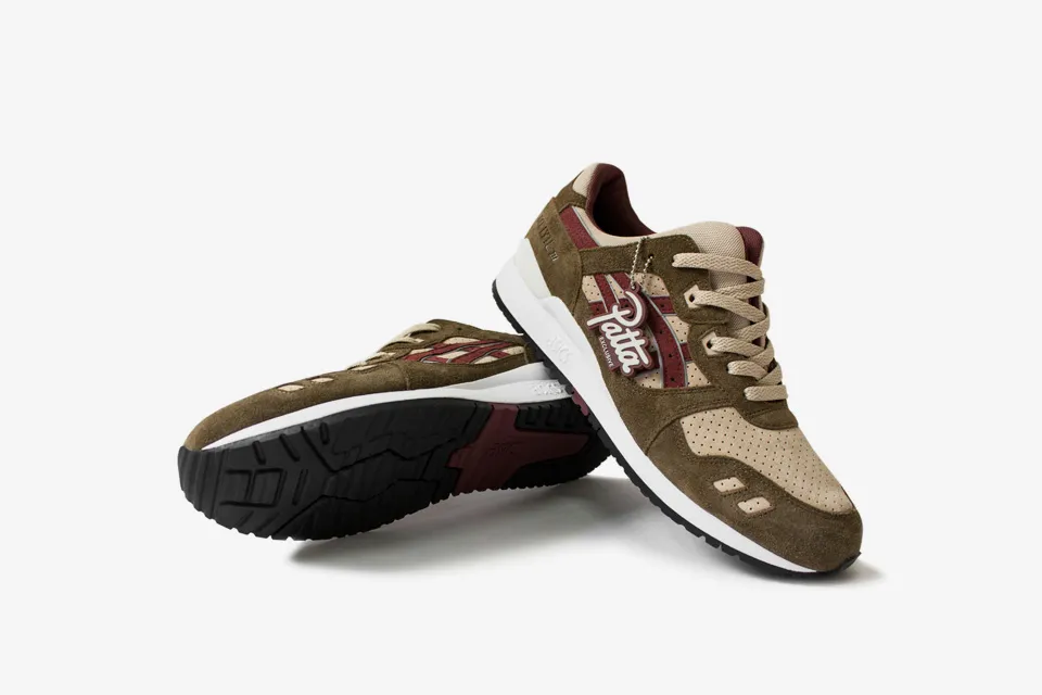 Exclusive asics top