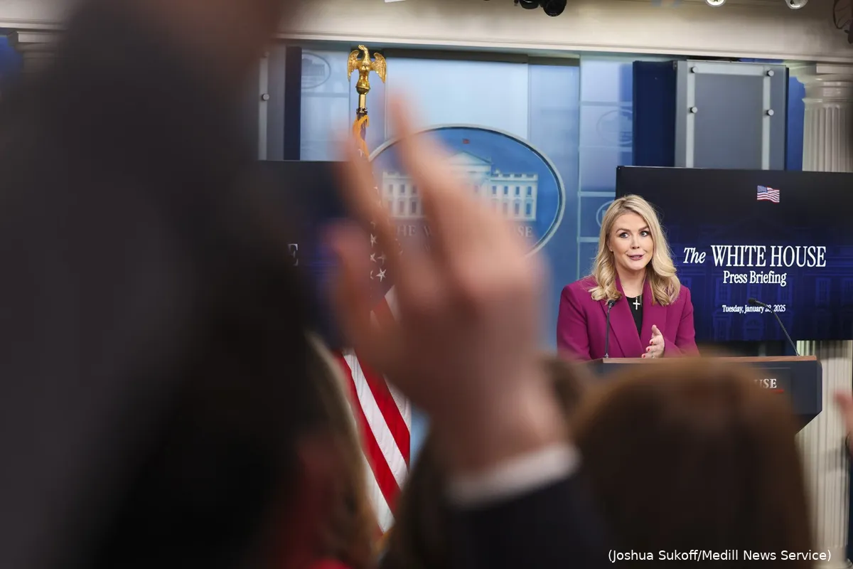 washington-dc-usa-white-house-press-secretary-karoline-leavitt-answers-questions-from-journalists-on-jan-28-2025