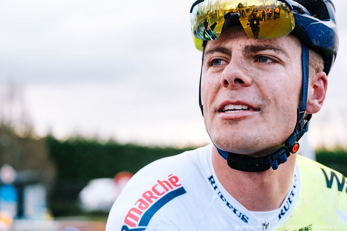 Arne Marit zwaar ontgoocheld na mislukte sprint: 'Had de benen om te winnen'