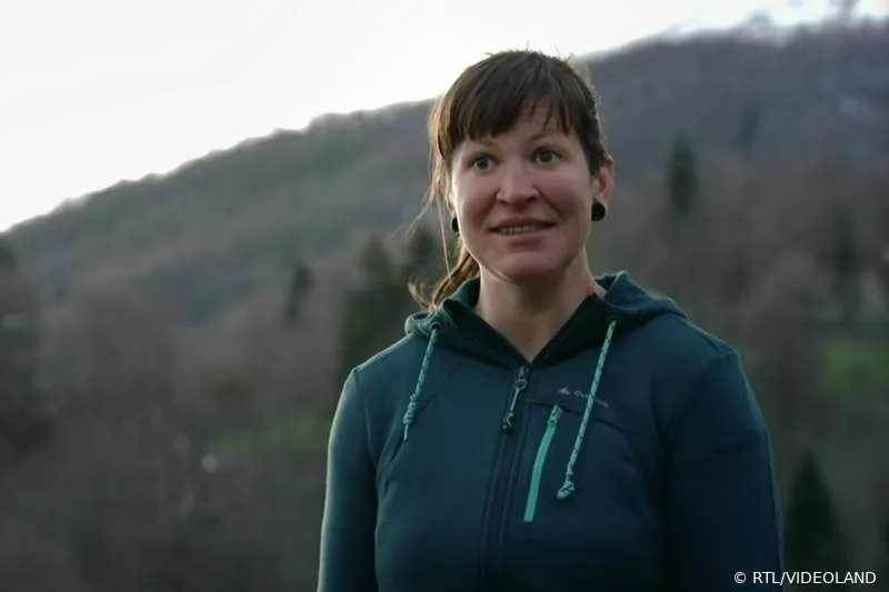 Winter Vol liefde: had Judith niet ook genoten als de tandeloze, murmelende  boer van 5 kilometer verderop op de bank had gezeten?