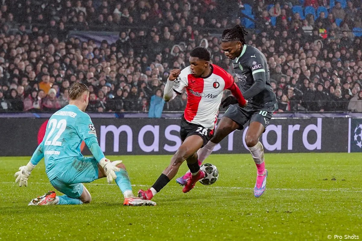 Leão wijst naar De Kuip en rekent op San Siro: Dan winnen we de return |  FR12.nl