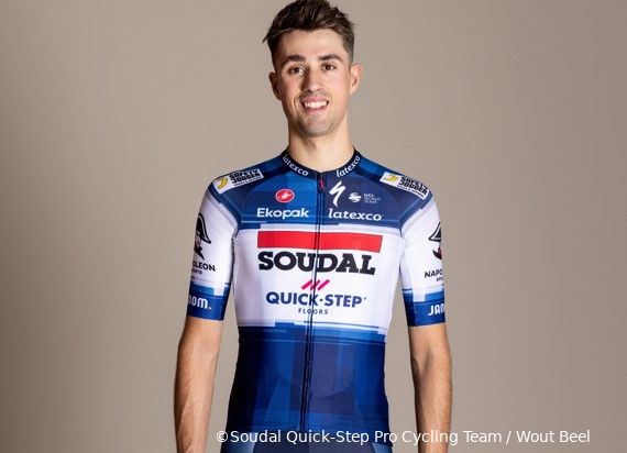 Tim Merlier baalt van 'kleine foutjes' in Renewi Tour-sprint, Vernon maakt dag Soudal Quick-Step goed