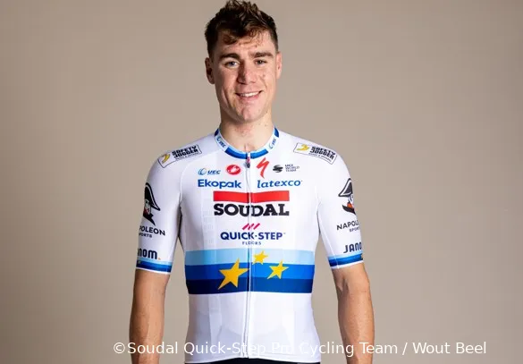 Interview | Jakobsen wil geen Cavendish-situatie met Merlier: 'Sla voor zulke koersen niet met mijn hand op tafel'