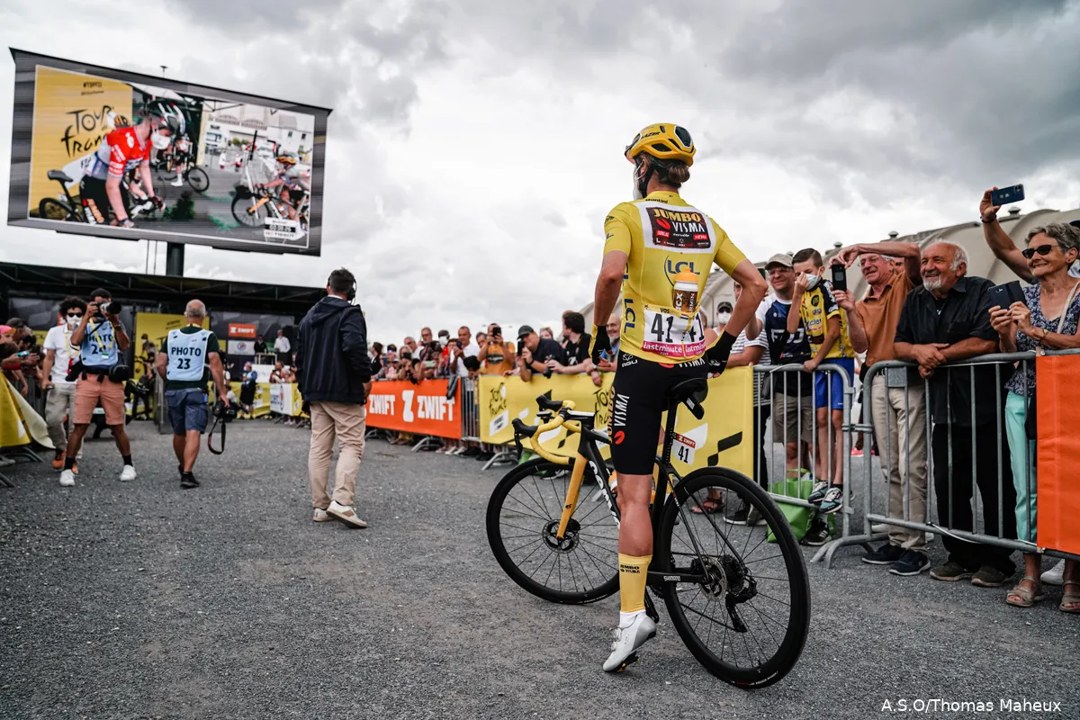 Wielrennen op TV 27 juli 2022 | Gravel en kasseien: wat wil je nog meer op je woensdag?