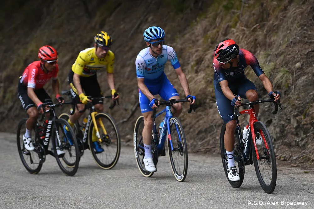 Colombianen stuitten op sterke Roglic: 'Wilde de rit winnen om mijn ploeggenoten te belonen'