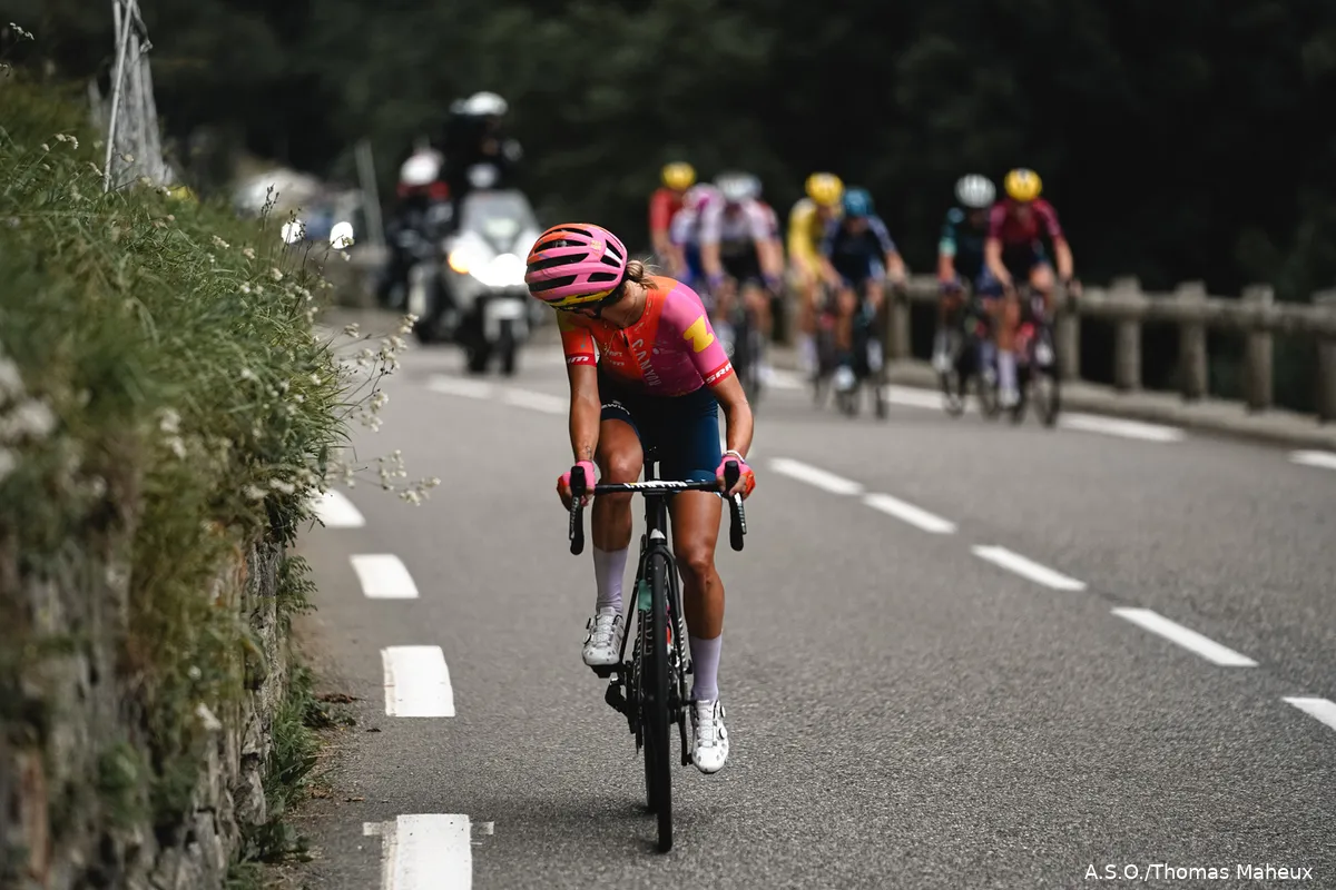 Moolman zag Vollering en Van Vleuten 'het spelletje spelen', Niewiadoma haalde motivatie uit wereldkampioene