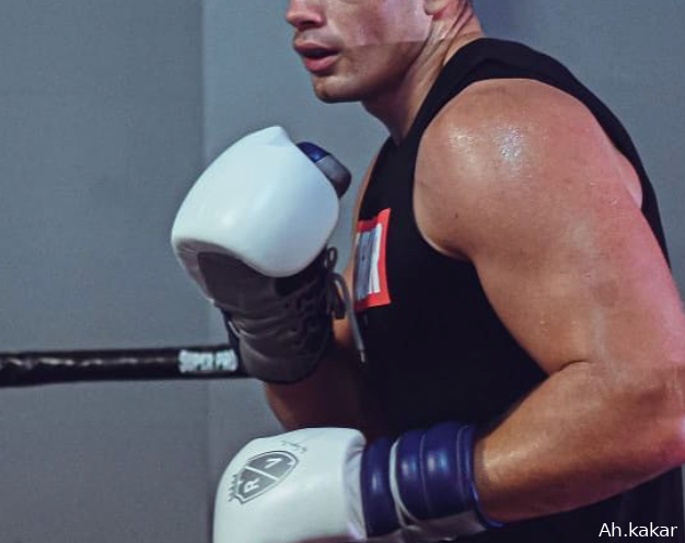 Glory Kickboksen: Verhoeven versus Overeem, kickboks-koning verdedigt titel tegen MMA-legende