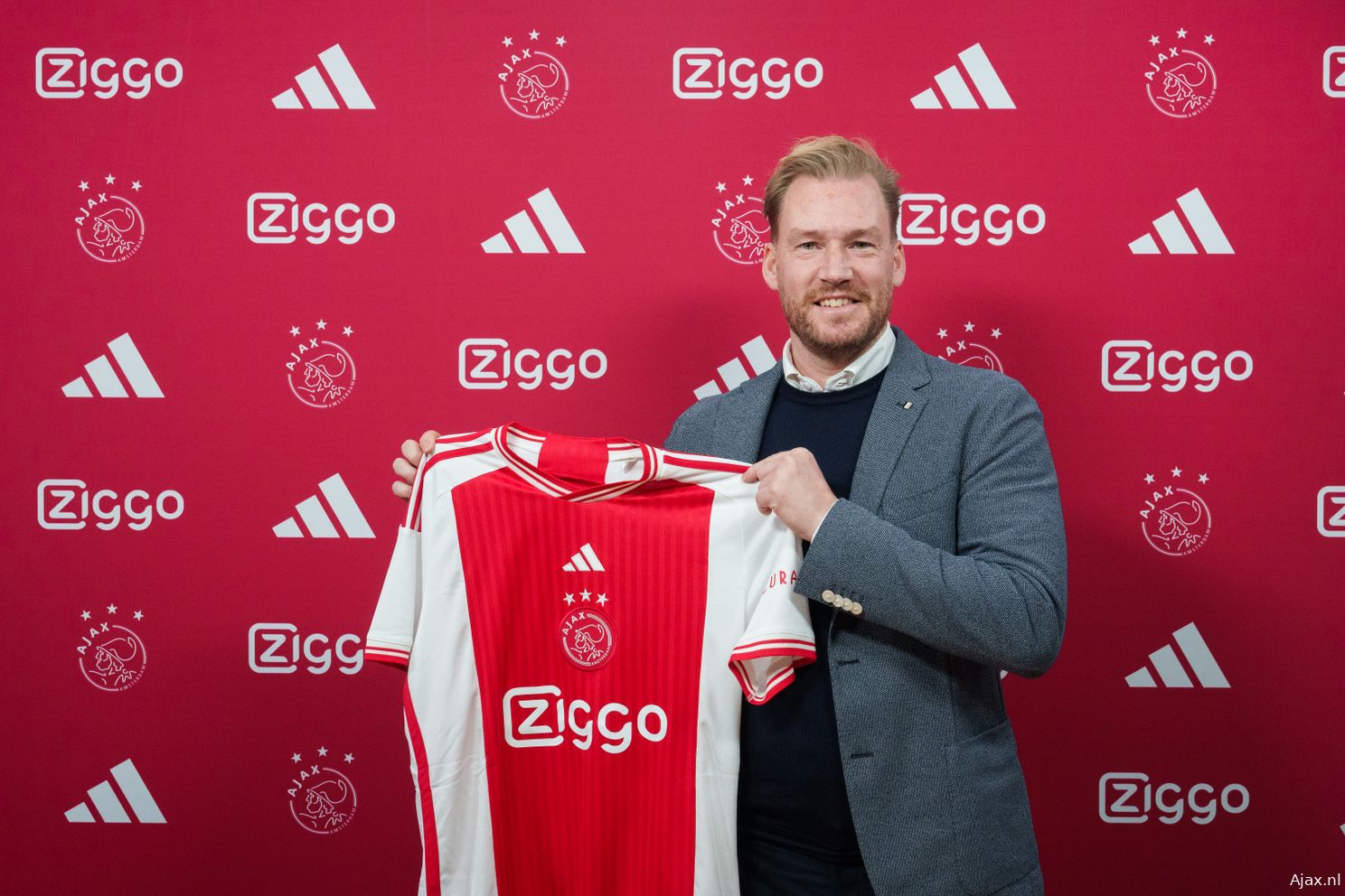 Beuker verklaart talententrainingen bij Ajax: 'Het is echt iets speciaals'