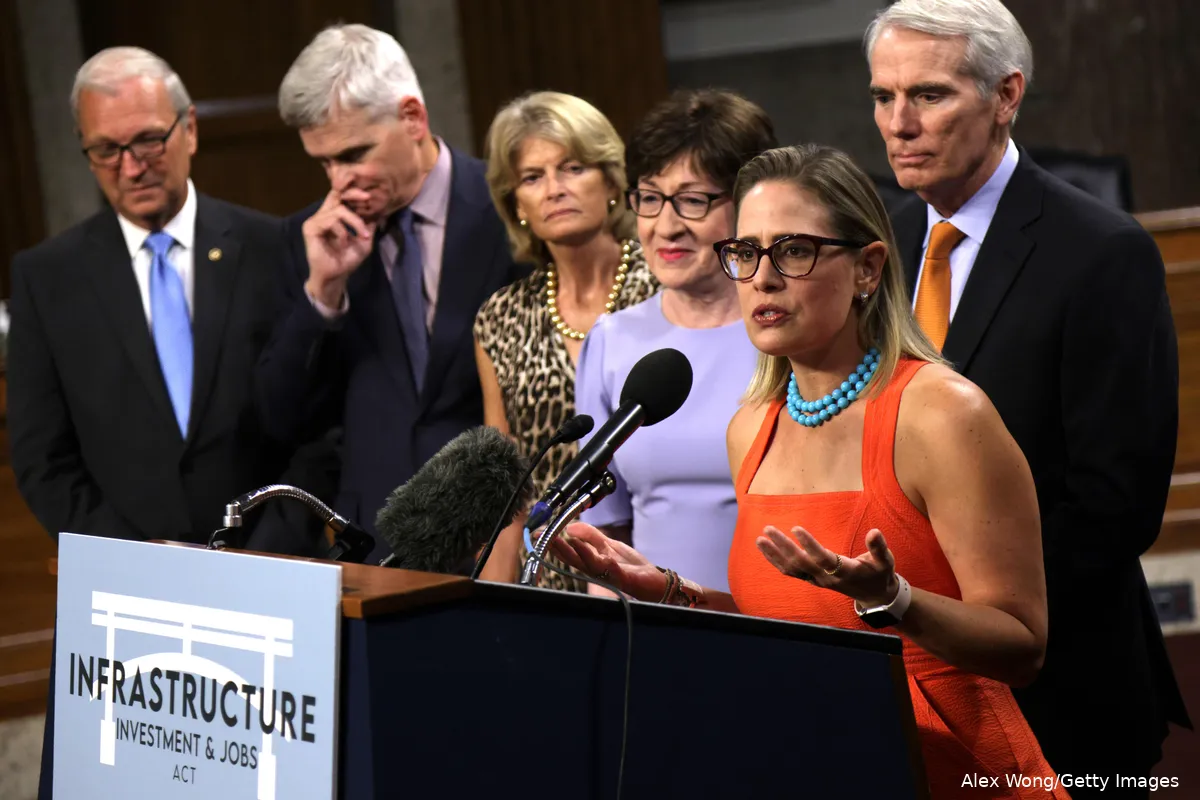 Senators talk infrastructure