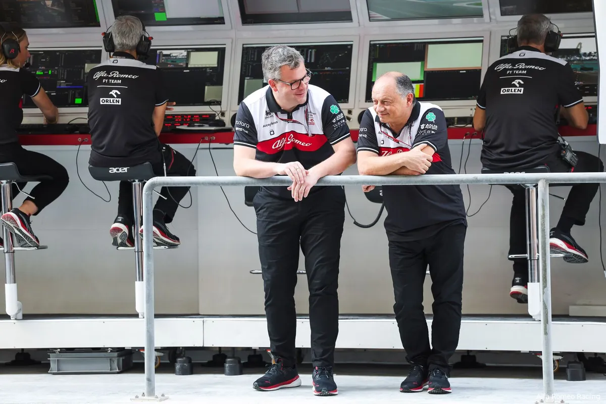 Van der Garde over teambazensaga Ferrari: 'Bij Vasseur is meer winnaarsmentaliteit dan bij Binotto'