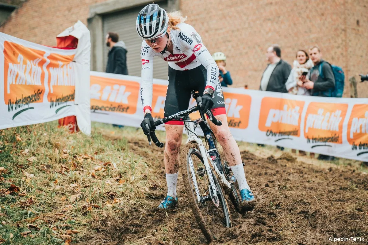 Interview | Pieterse (19) geniet en leert van Van der Poel en mannencross: 'Geeft mij motivatie'