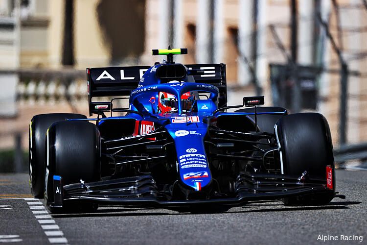 Alpine komt in Baku met laatste updates van 2021 voor Alonso en Ocon