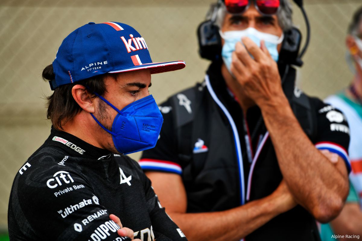Alonso: 'Nu voor Verstappen veel leuker om de races in te gaan'