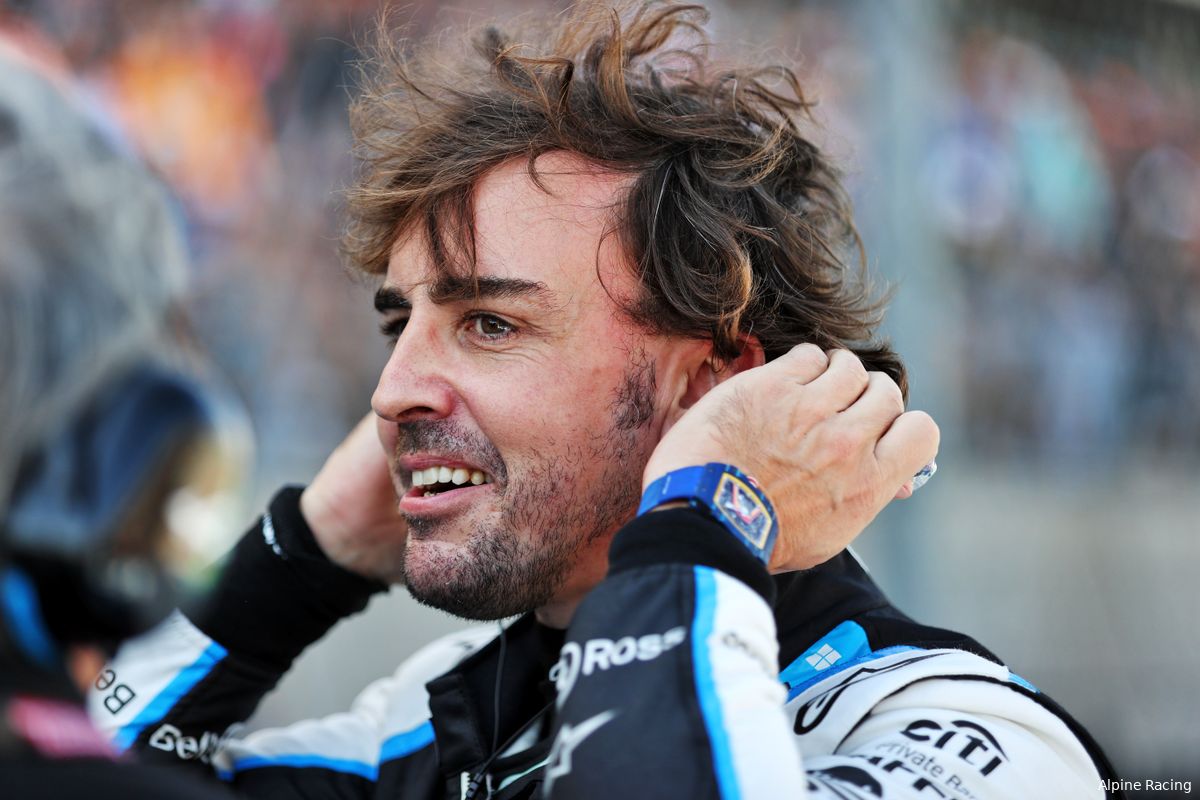 Alonso sterk op P5: 'Chaos in de kwalificatie'
