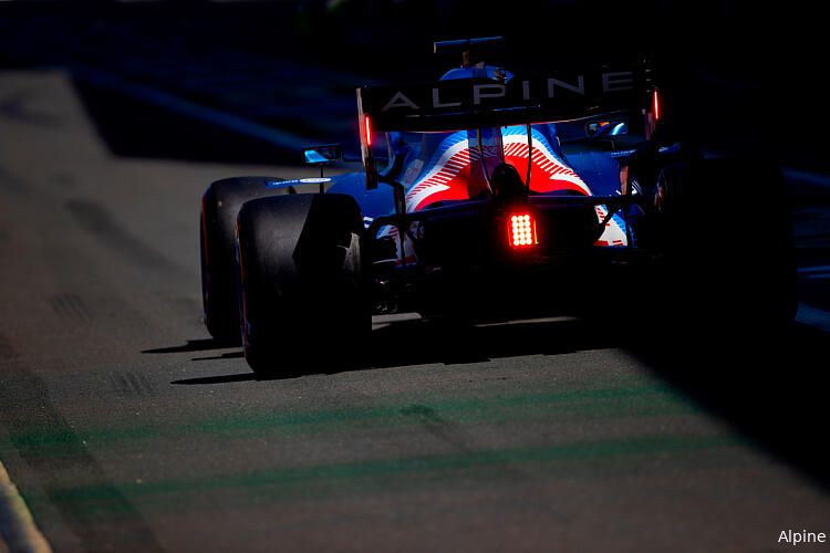 Alonso enthousiast over sprintrace-weekend: 'Maar laten we de kwalificatie spicy maken'
