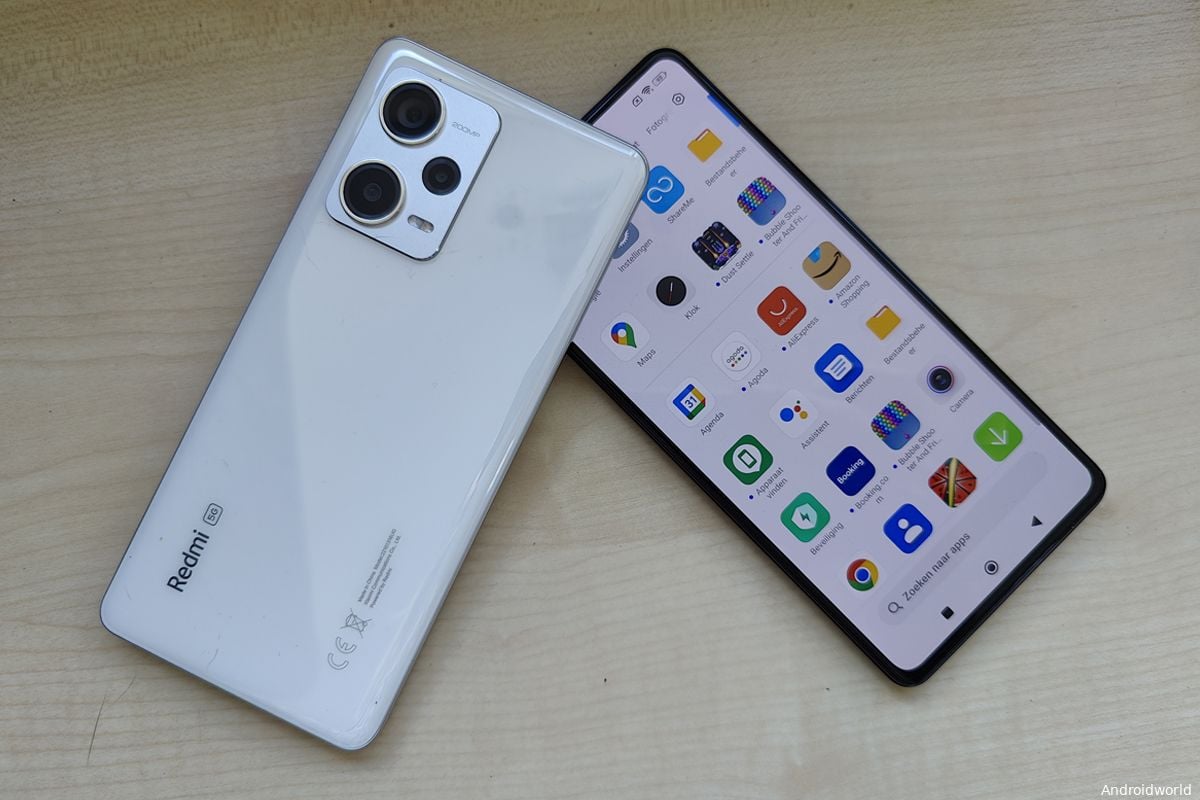 Our review device of Redmi Note 12 Pro Plus is white.