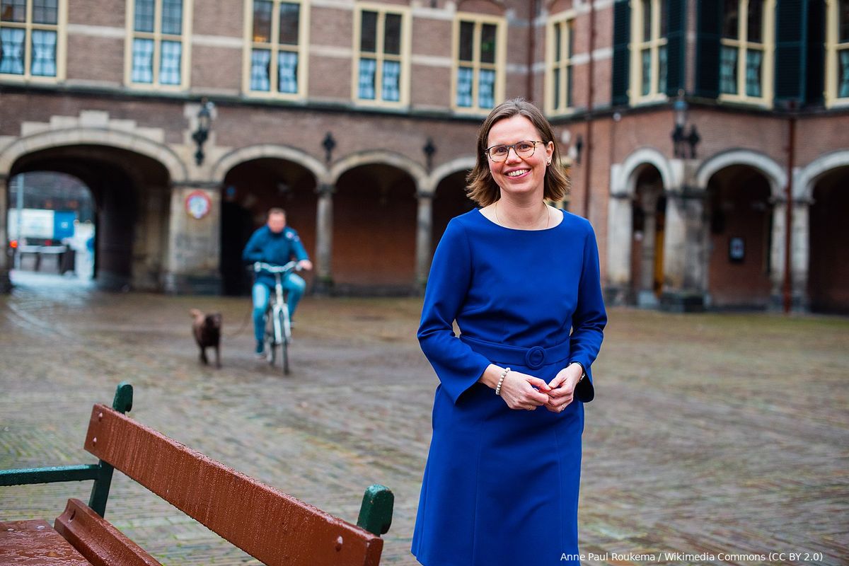 Filmpje! Nieuwe ChristenUnie-leider Mirjam Bikker speelt hard spel over asiel: 'Voortbestaan kabinet geen gelopen race'
