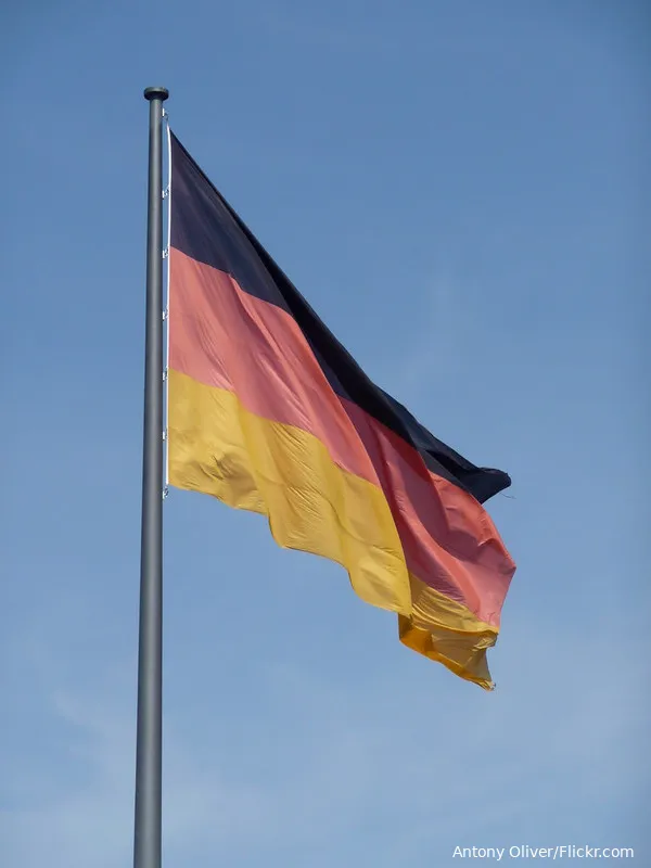 Rechts-extremist gijzelt twee bewakers in streng beveiligde gevangenis in Duitsland
