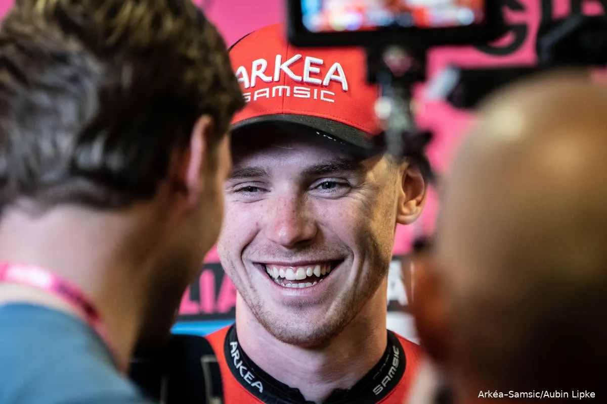 Interview | David Dekker ruikt kansen door mager sprintersveld in Giro: 'Durf mezelf wel te meten met Pedersen'