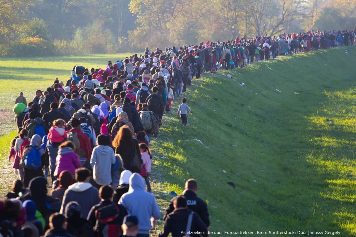 Stop the EU asylum tsunami: The Netherlands must introduce an asylum freeze!