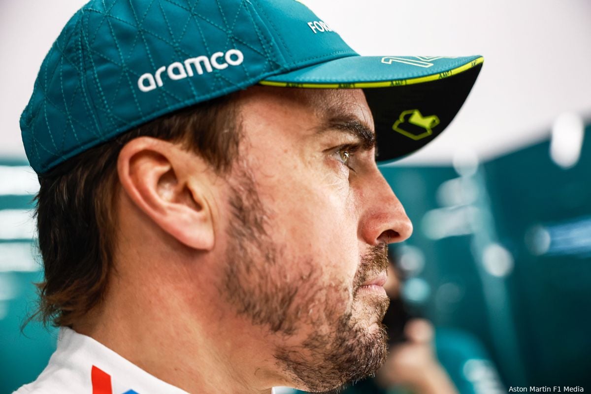 Alonso verwacht uitputtingsslag: 'Het wordt een extreem lange race'