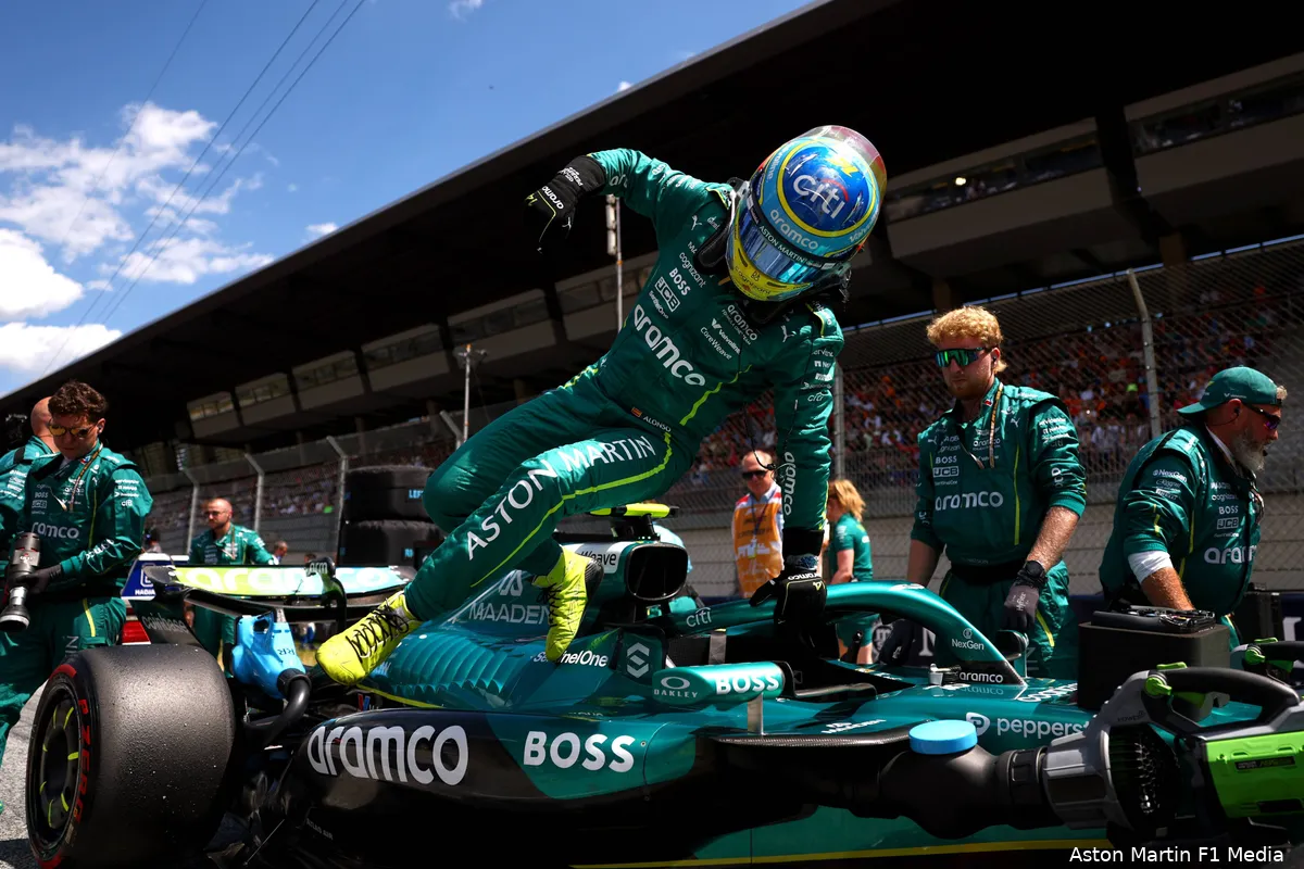 fernando alonso aston martin gp oostenrijk 2025 zondag 2