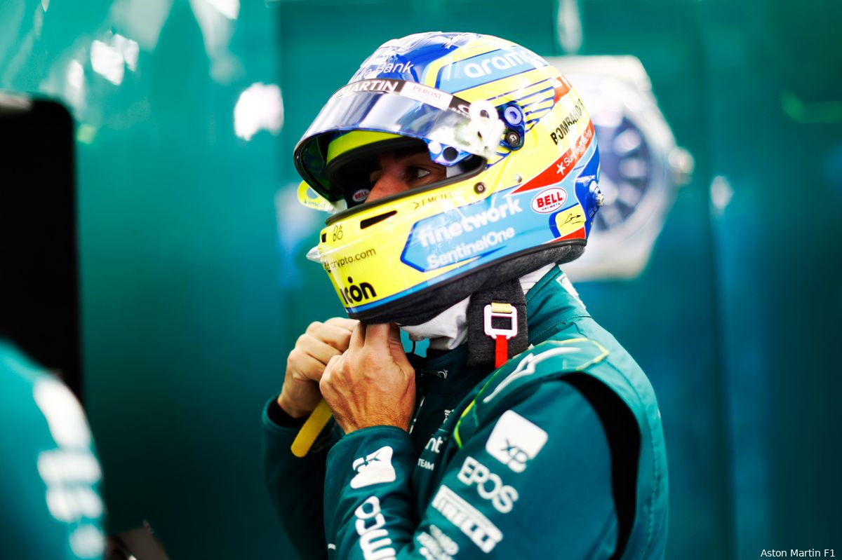 Alonso voorzichtig na verrassend sterke vrijdag: 'De auto voelt goed aan, maar we moeten afwachten'