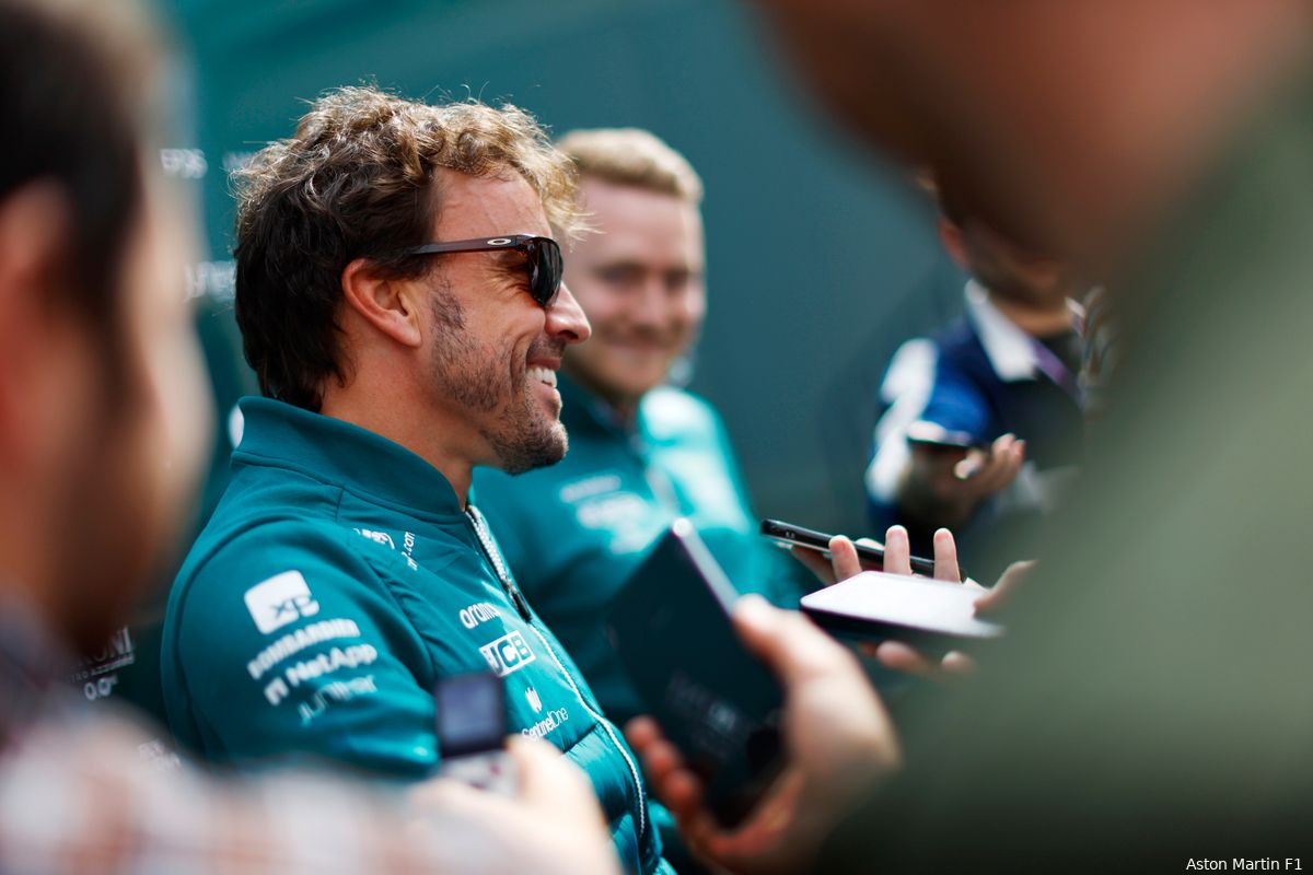 Alonso heeft geen probleem met Honda: 'Maar weet niet wat ik ga doen in 2026'