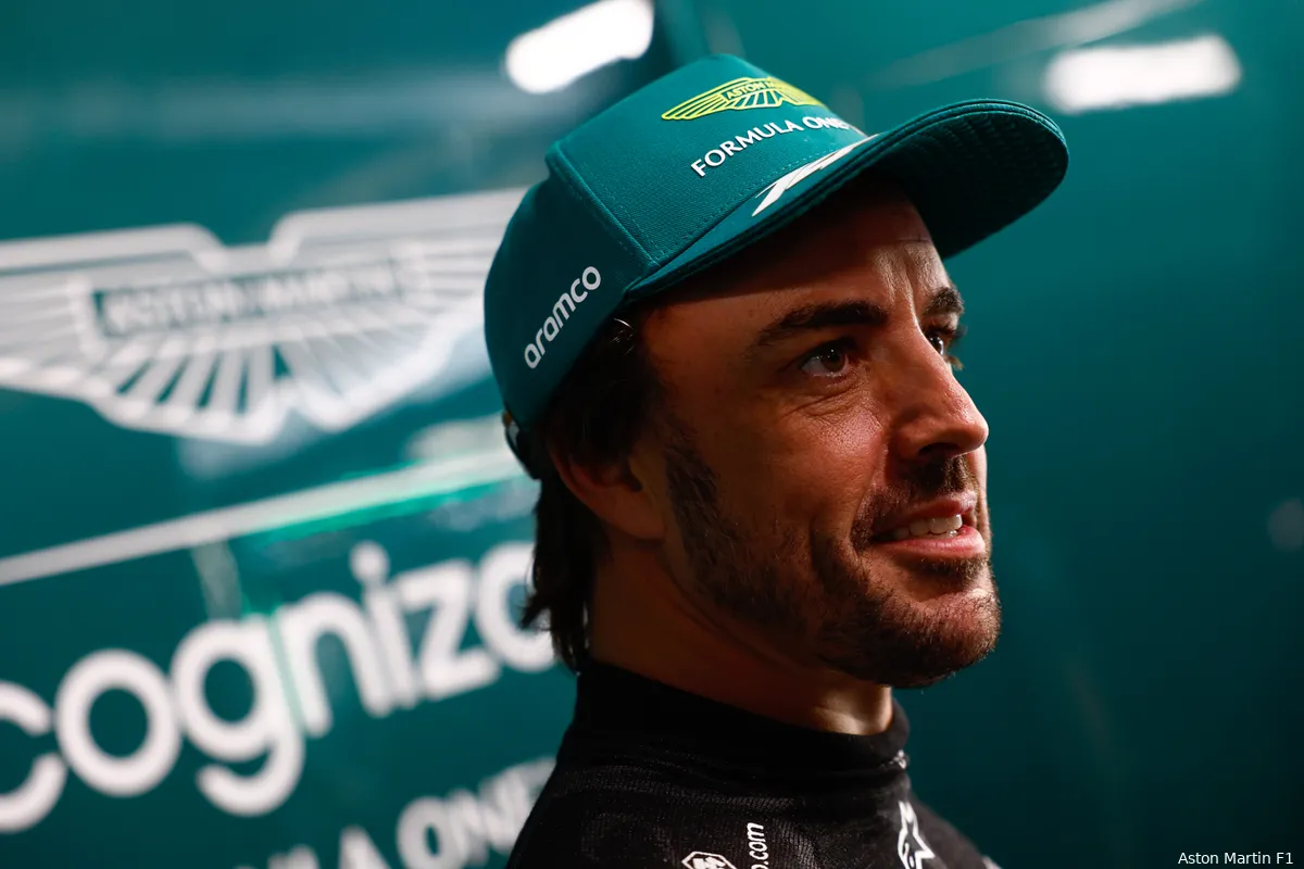 Alonso blij over vertrek bij Alpine: 'Gelukkig kreeg ik geen nieuw contract'