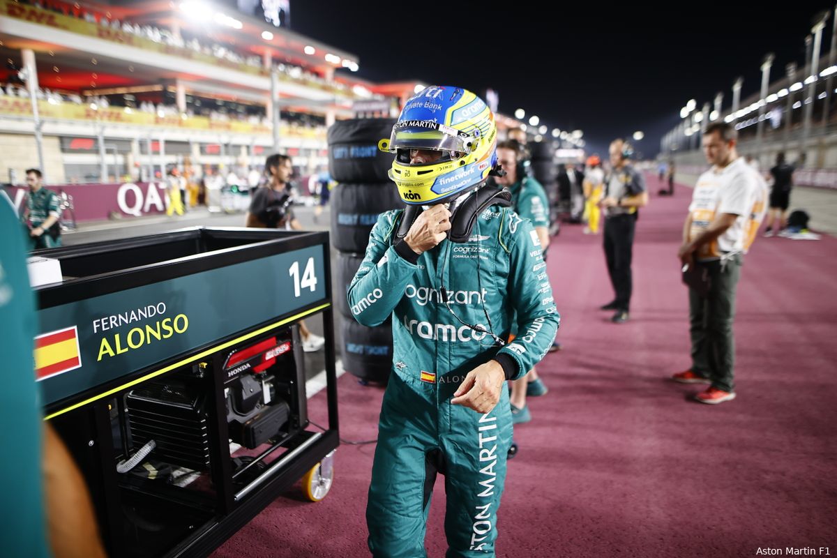 Alonso blikt terug op rommelige GP van Qatar: 'Dat heeft mij twee plaatsen gekost'