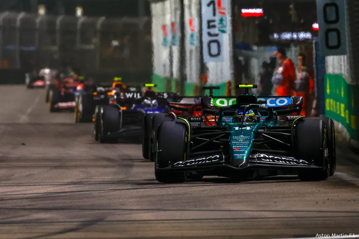 fernando alonso aston martin singapore race zondag
