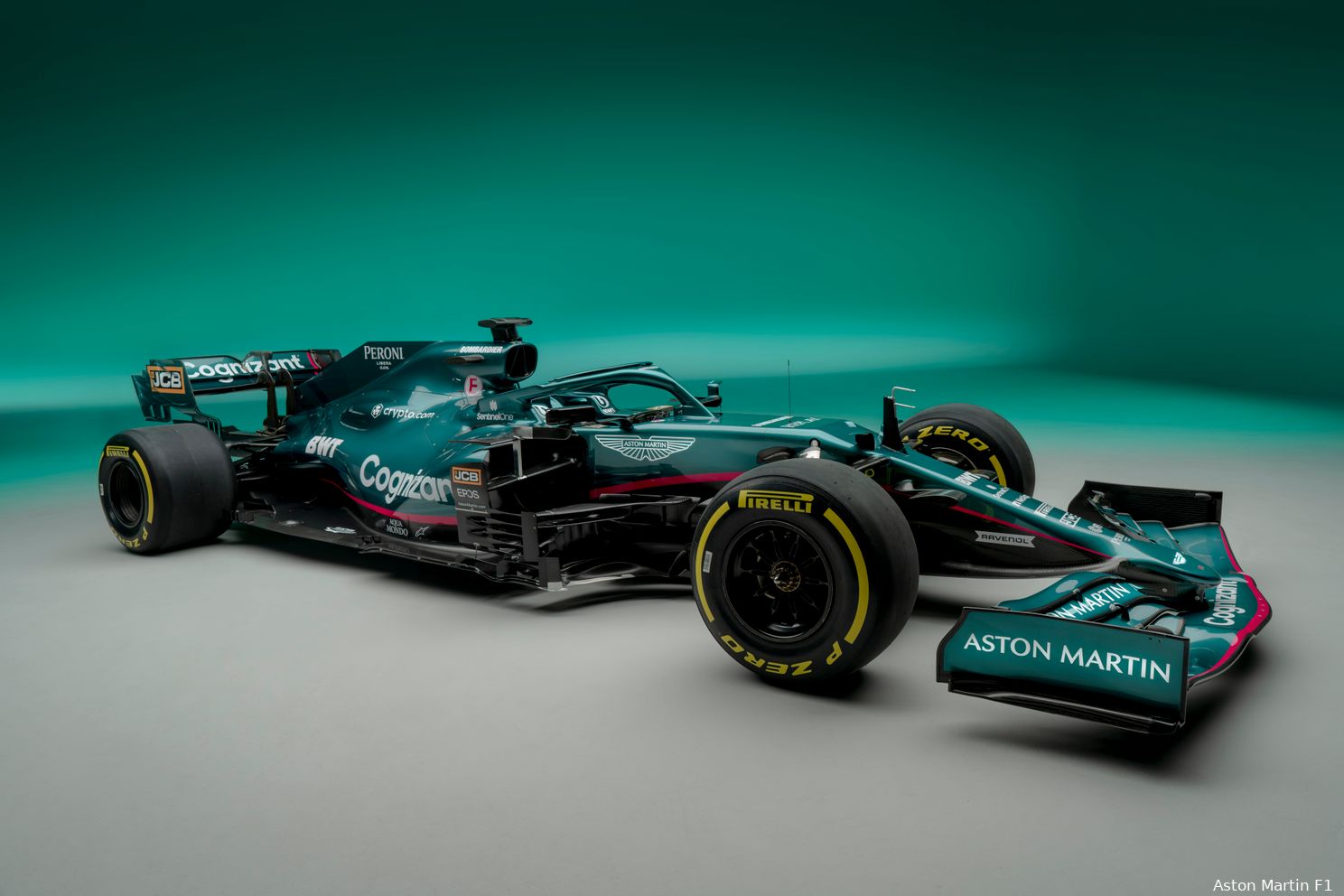 Foto's: dit is de spiksplinternieuwe Aston Martin AMR21