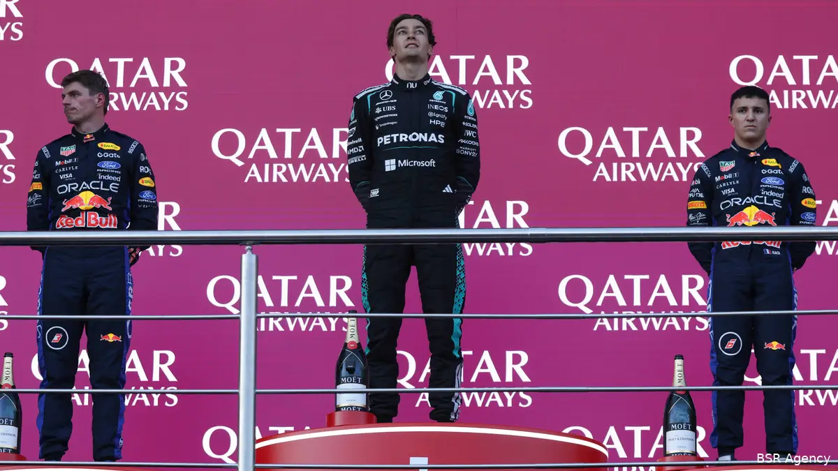 Verstappen and Russell exchange thumbs-up after Azerbaijan Grand Prix