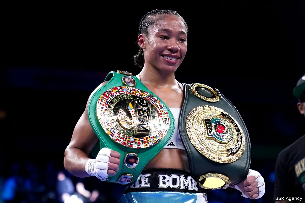 'Domme actie!' Alycia Baumgardner verpest het voor elke vrouwelijke bokser