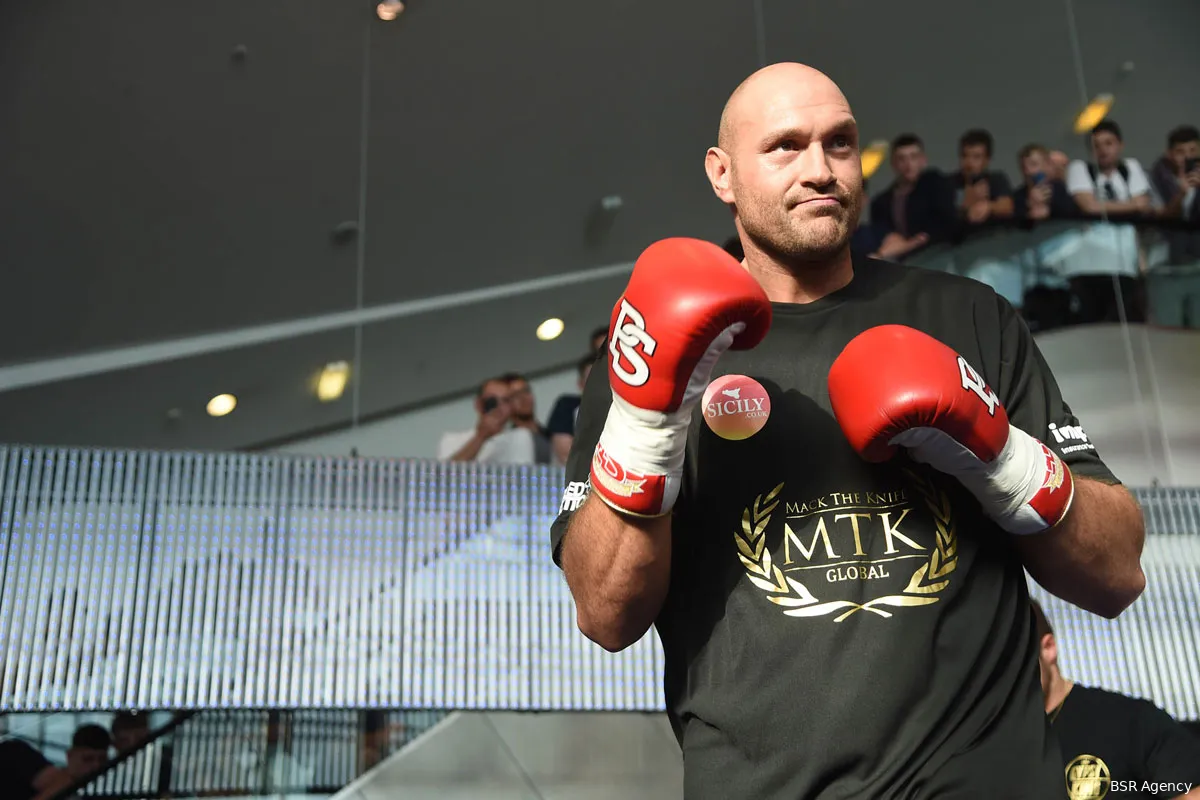 'Tyson Fury staat niet meer op na doodsklap!' Bokskampioen moet goed gaan opletten