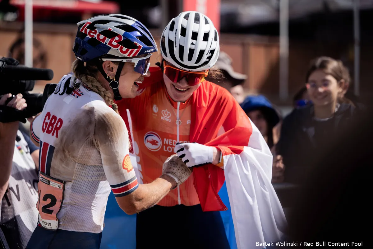 evie-richards-puck-pieterse