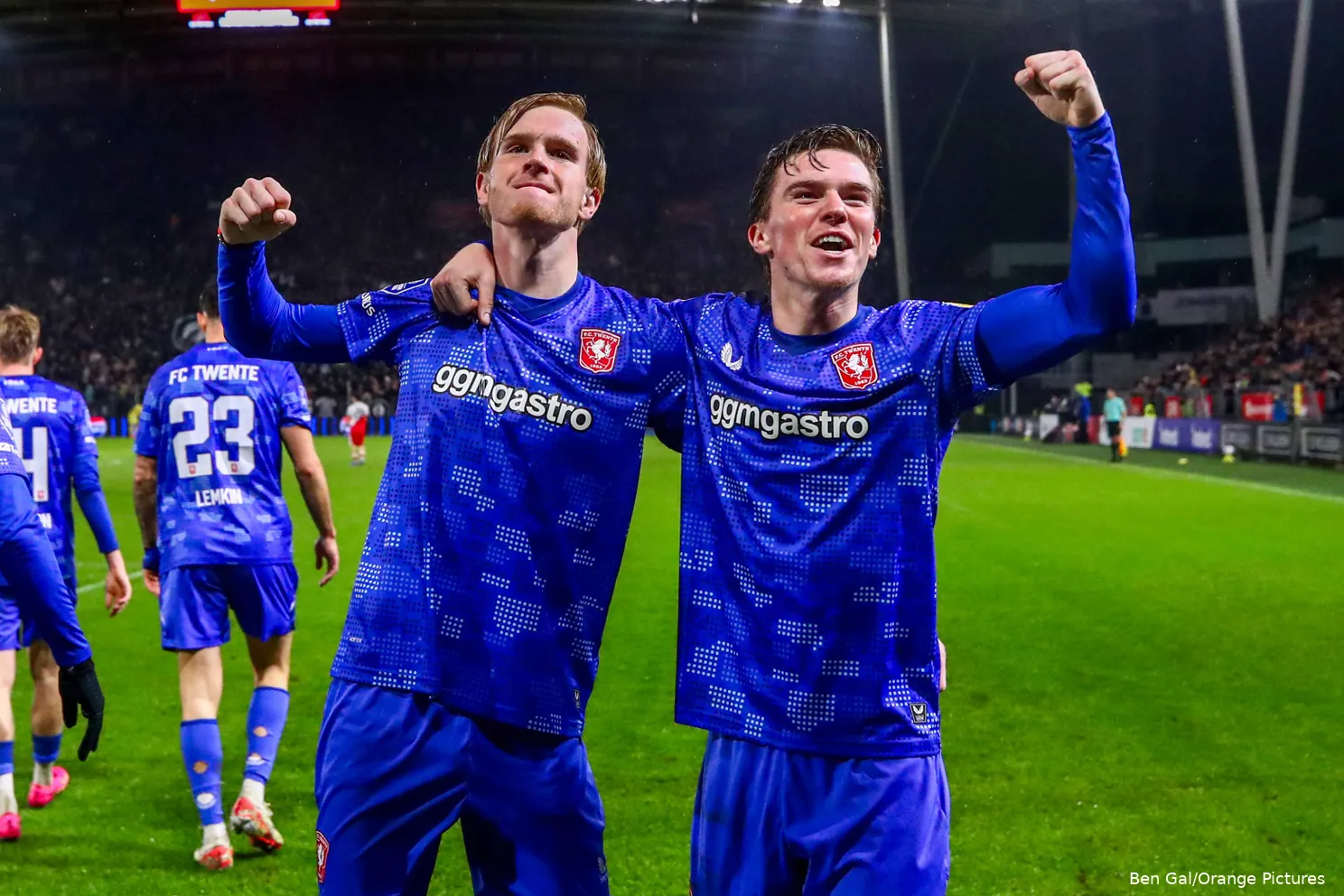 daan-mats-rots-juichen-fc-utrecht-fc-twente-2025-2026