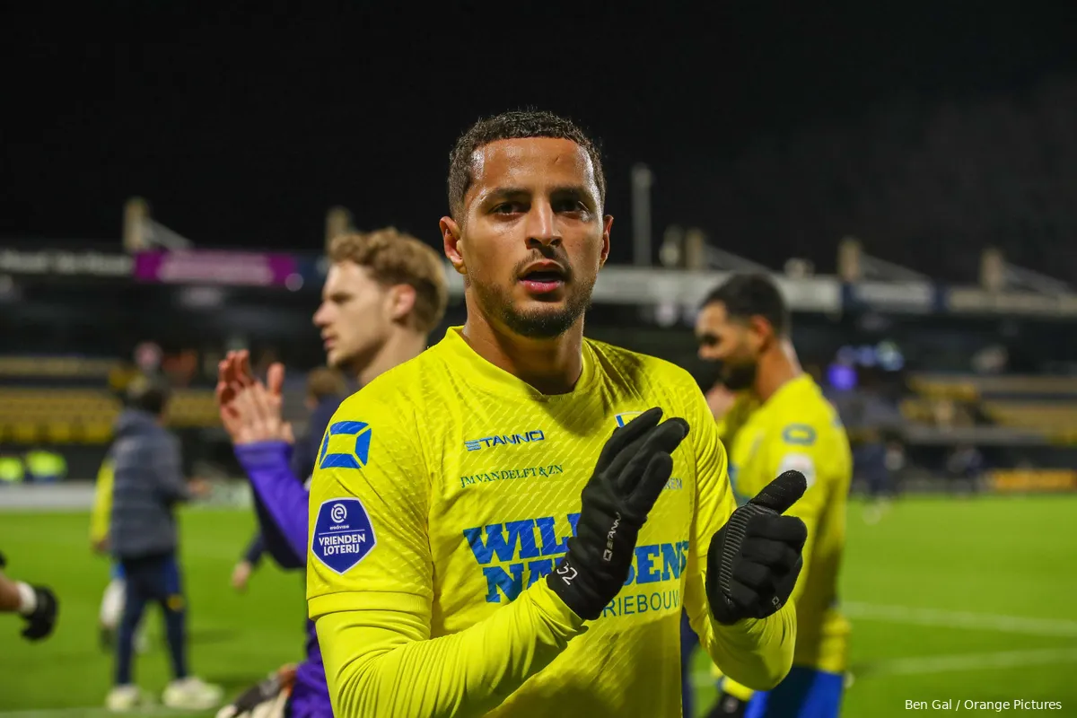 mohamed ihattaren klapt met handen rkc waalwijk sc cambuur knvb beker 2024 2025