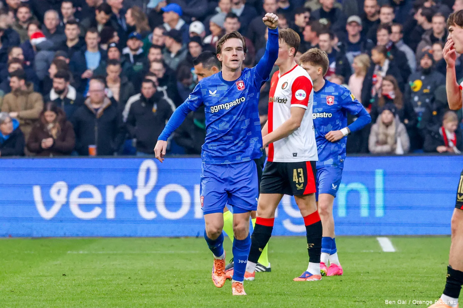 daan-rots-juichen-feyenoord-fc-twente-doelpunt-2025-2026