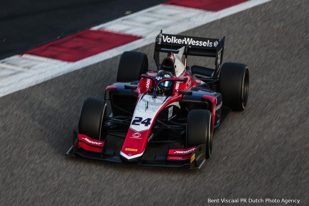 Zelfverzekerde Viscaal staat voor F2-debuut: 'Ik hoop mee te doen om de punten'