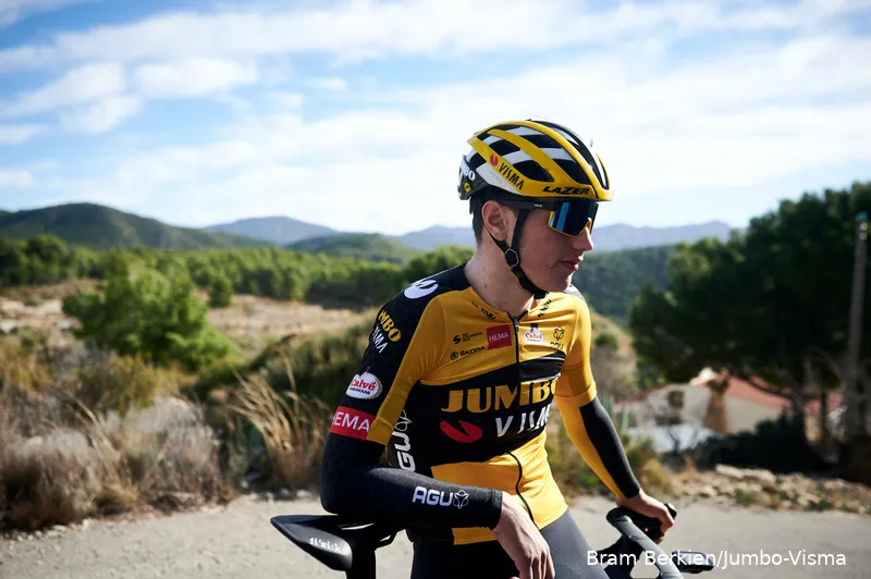 Kooij mengt zich in Brugge-De Panne weer met wereldtop: 'Zette mijn sprint net te vroeg in'